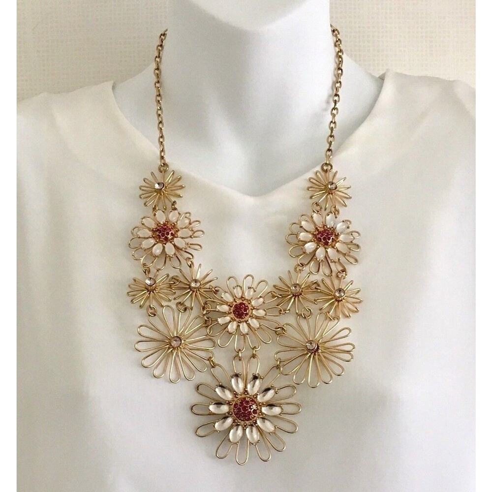 Floral Gold toned metal Bib‎ Necklace Retro Glass Pink/Fucshia Rhinestone